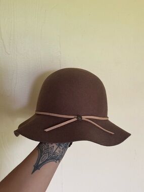 Goorin Bros Brown Wool Cloche Hat with Pink Trim